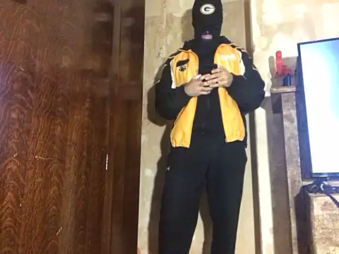 HairyCubBttmboy online show from October 6, 10:40 pm