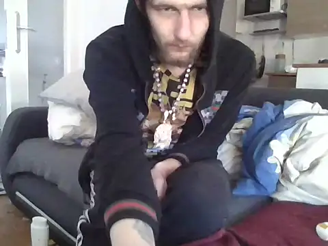 ThePython666 online show from March 18, 12:14 pm