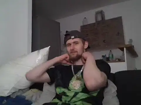 ThePython666 online show from March 20, 11:45 pm