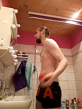 ThePython666 online show from September 23, 10:07 am