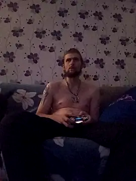 ThePython666 online show from October 8, 11:57 pm