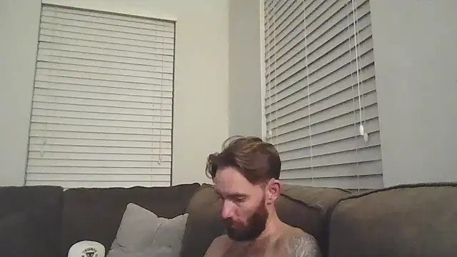 Snapshot of whowantsacreampie chatting on September 29, 9:36 am whowantsacreampie online show from September 29, 9:36 am