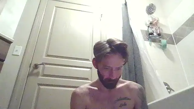 Snapshot of whowantsacreampie chatting on November 15, 5:49 am whowantsacreampie online show from November 15, 5:49 am