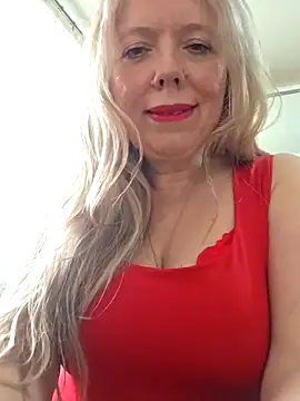 Irina3718 online show from April 2, 11:30 am