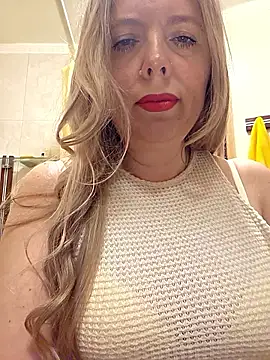 Irina3718 online show from June 19, 10:30 am