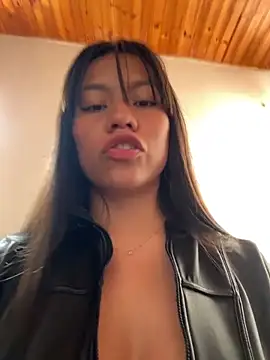 -Selene- online show from February 6, 7:50 pm