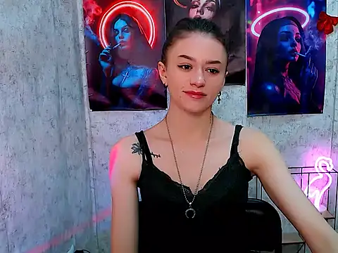 Snapshot of LanaTey chatting on December 19, 8:27 pm LanaTey online show from December 19, 8:27 pm