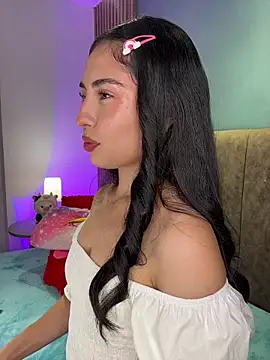 Snapshot of iberiavega chatting on March 10, 8:25 pm iberiavega online show from March 10, 8:25 pm