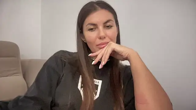 AngelinaMeov online show from November 4, 7:46 pm