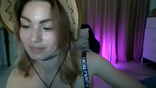 SweetDarling7 online show from March 15, 2:55 pm