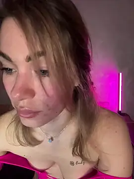 SweetDarling7 online show from March 17, 6:11 pm