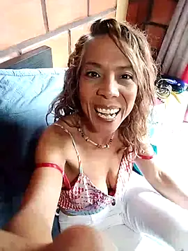 Lady Lolla11 online show from October 5, 3:10 pm