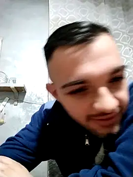 Francescodicristina44 online show from February 2, 2:32 am