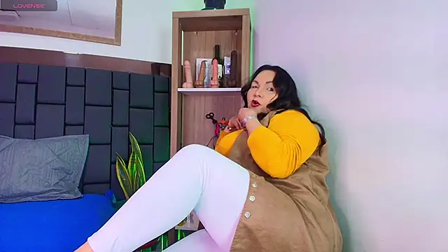 EllenaBoobs  online show from June 10, 3:29 am