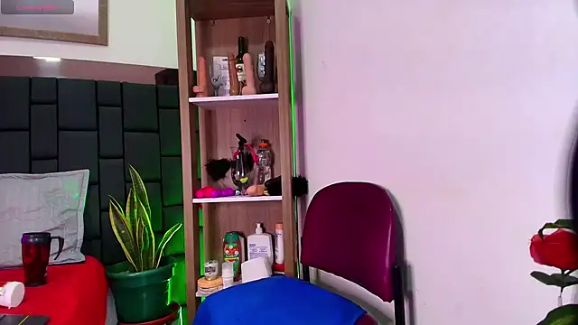 EllenaBoobs  online show from June 15, 1:57 pm