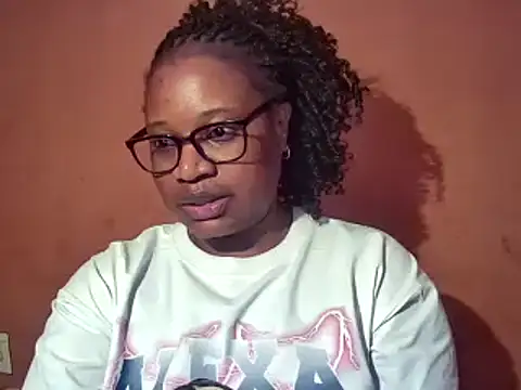 Snapshot of sexyamanda_ chatting on June 16, 9:17 pm sexyamanda online show from June 16, 9:17 pm