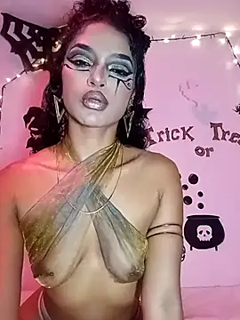 Snapshot of Aphrodite-777 chatting on October 18, 9:48 pm Aphrodite-777 online show from October 18, 9:48 pm