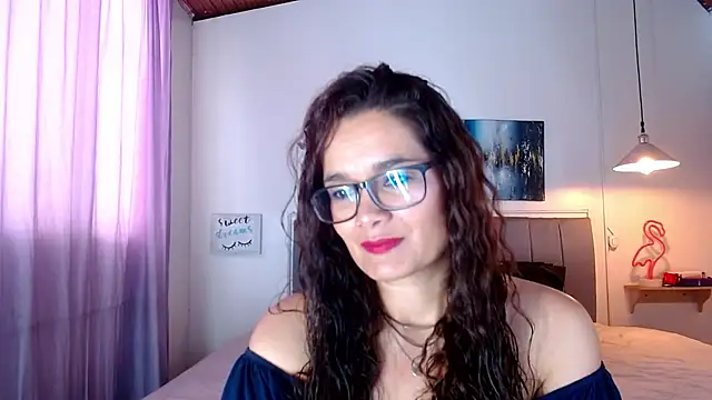 Rose Thompson1 online show from March 15, 2:23 pm