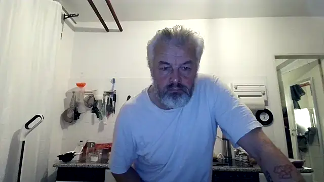 Berg Boy online show from December 19, 5:25 am