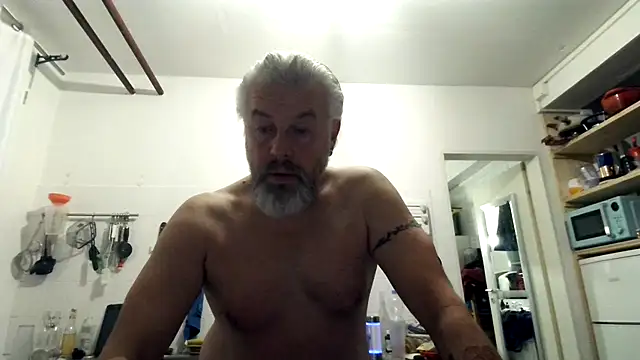 Berg Boy online show from January 10, 6:37 am