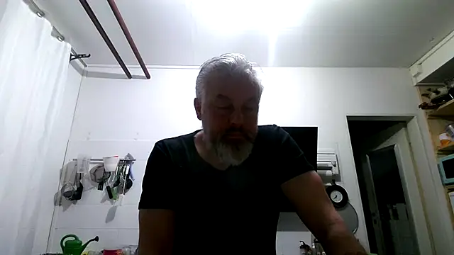 Berg Boy online show from February 20, 5:37 am