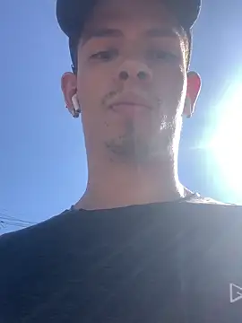 Snapshot of craxybaby chatting on March 20, 12:43 pm craxybaby online show from March 20, 12:43 pm