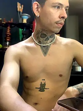 Snapshot of craxybaby chatting on October 25, 12:23 pm craxybaby online show from October 25, 12:23 pm