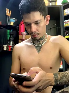 Snapshot of craxybaby chatting on November 1, 12:07 pm craxybaby online show from November 1, 12:07 pm