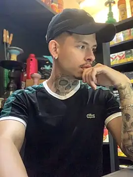 Snapshot of craxybaby chatting on November 8, 4:29 pm craxybaby online show from November 8, 4:29 pm