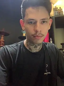 Snapshot of craxybaby chatting on December 17, 9:10 pm craxybaby online show from December 17, 9:10 pm