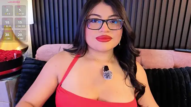 Snapshot of Alexa_Madisson chatting on July 21, 8:33 pm Alexa Madisson online show from July 21, 8:33 pm