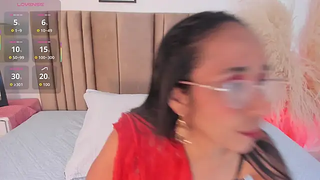 Snapshot of jashh_ chatting on November 24, 6:51 pm jashh online show from November 24, 6:51 pm