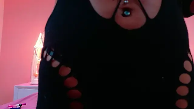 CamilaJohnston online show from December 5, 4:58 pm