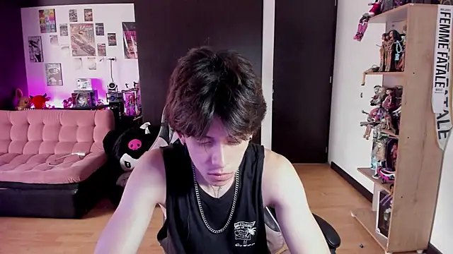 xIce Boy online show from June 15, 2:52 pm