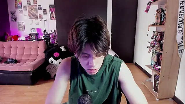xIce Boy online show from June 16, 3:25 pm