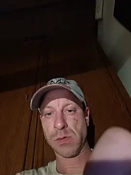 Snapshot of svenpfeifer chatting on July 7, 10:47 pm svenpfeifer online show from July 7, 10:47 pm