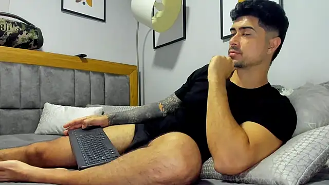 Dante Storm online show from November 13, 3:22 pm