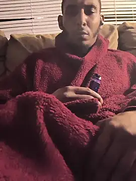 Snapshot of Foxdaguy chatting on February 14, 8:33 am Foxdaguy online show from February 14, 8:33 am