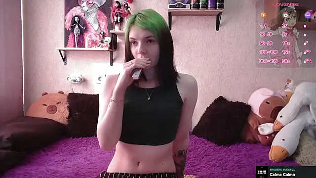 Snapshot of mavis_li chatting on September 28, 3:23 am mavis li online show from September 28, 3:23 am