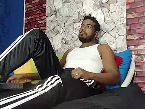 Snapshot of BladeFoxxx1 chatting on June 23, 5:55 pm BladeFoxxx1 online show from June 23, 5:55 pm