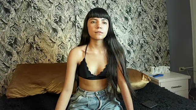 Snapshot of kitty-kryss chatting on March 12, 5:07 pm kitty-kryss online show from March 12, 5:07 pm