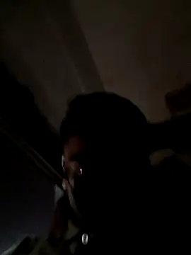 Snapshot of sutfvkii chatting on March 13, 6:34 pm sutfvkii online show from March 13, 6:34 pm