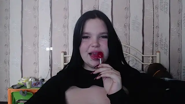 Victoriakot online show from March 18, 8:36 am