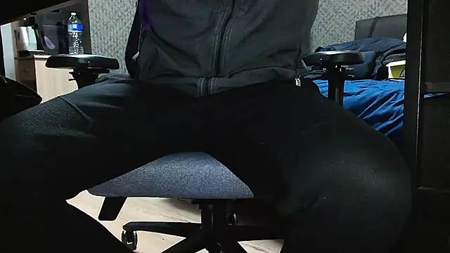 Yoloyo93 online show from February 14, 6:48 pm