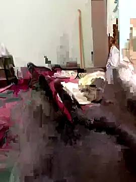 Snapshot of BigDee_0 chatting on October 27, 7:23 am BigDee 0 online show from October 27, 7:23 am