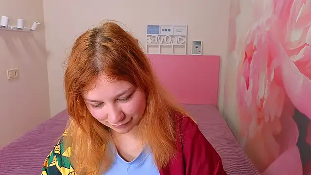AngelinaLow online show from April 25, 11:24 am
