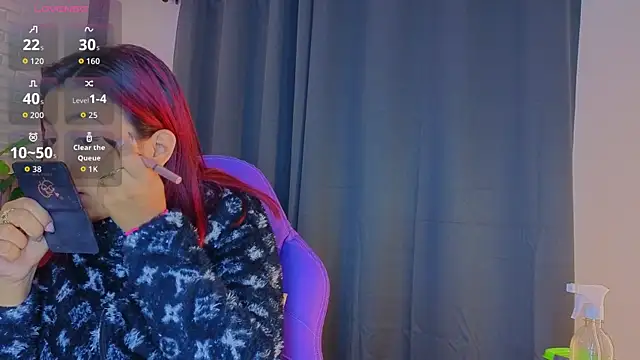 TiffanyWalk online show from September 30, 11:37 am