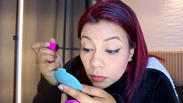 TiffanyWalk online show from January 13, 11:26 am