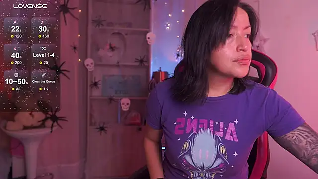 Madison Mayer online show from October 7, 1:08 pm