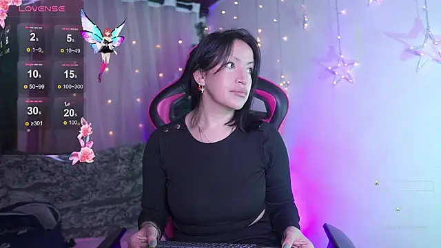 Madison Mayer online show from December 1, 12:32 pm